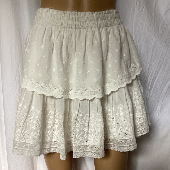 Loveshackfancy ruffle mini skirt eyelet lace Antique White embroidered L